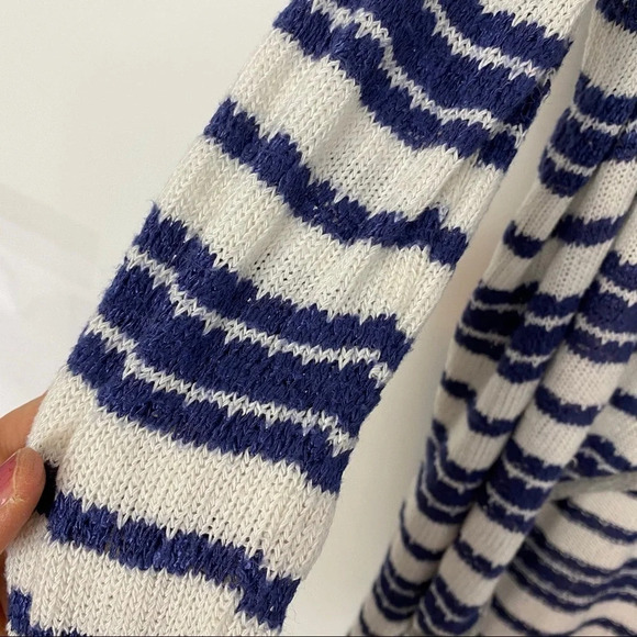 Splendid Cardigan Sweater Womens Size Medium Striped Knit Blue White Stripes - Picture 5 of 9